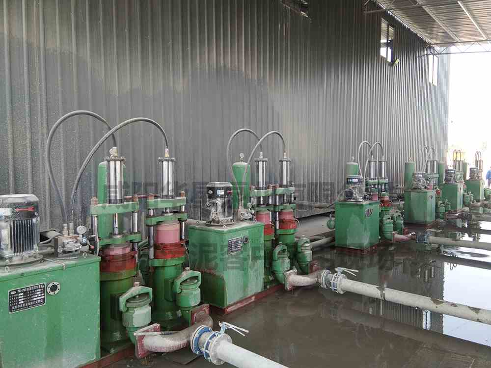 打樁污泥行業使用YBH250-30壓濾機柱塞泵現場